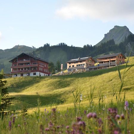 Laendle Hotel Дамулс Екстериор снимка
