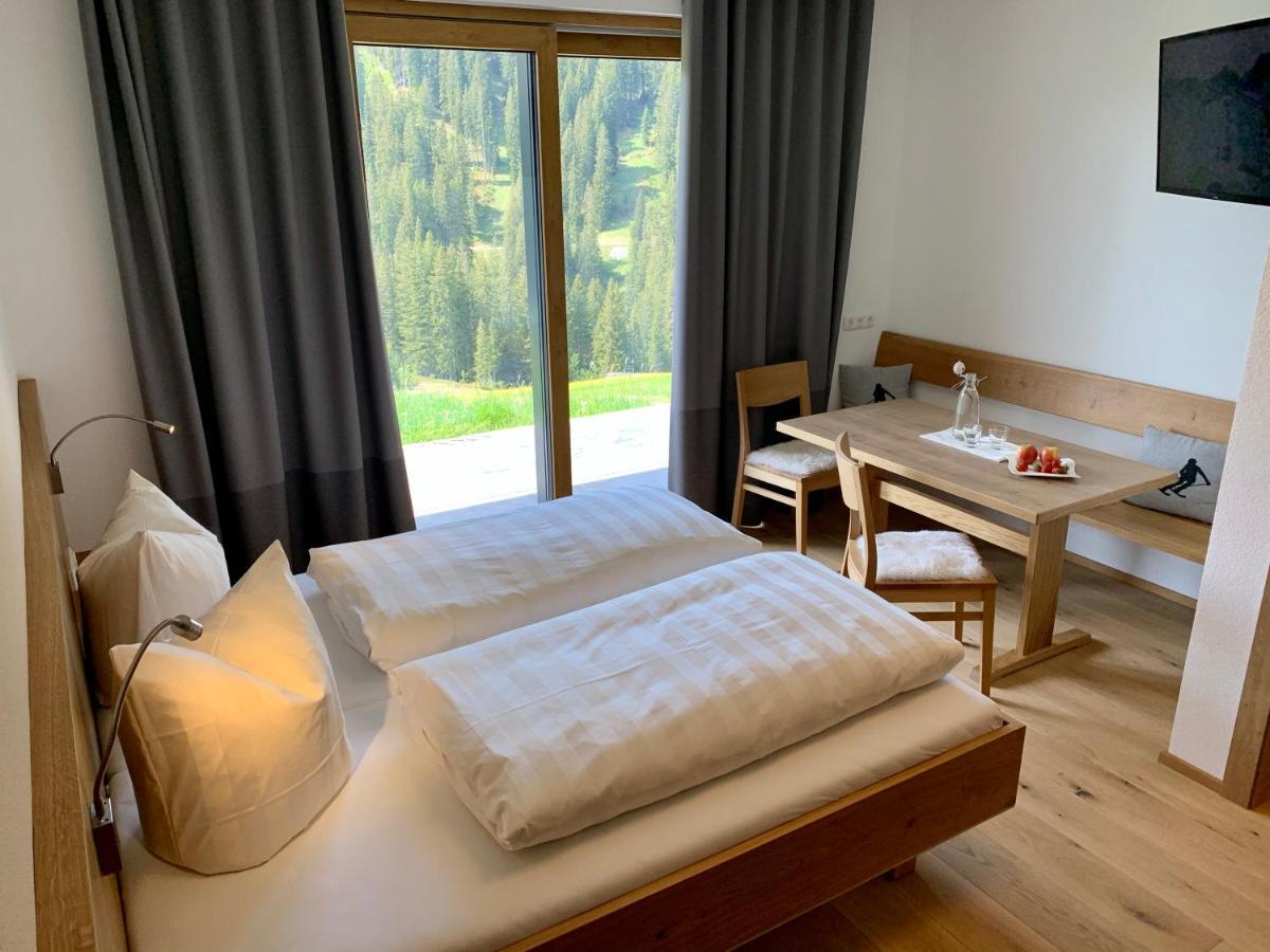 Laendle Hotel Дамулс Екстериор снимка